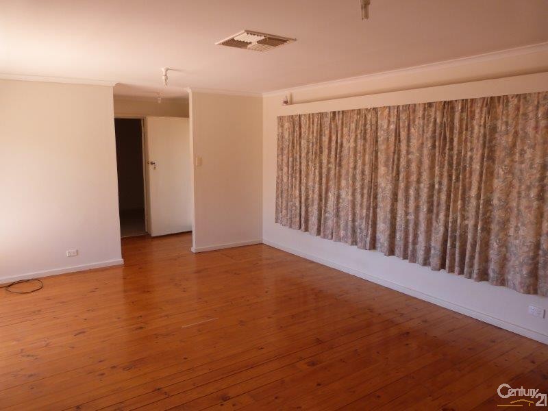 10 Richardson Crescent, Port Augusta West SA 5700