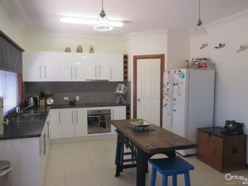 21 Mosley Street, Stirling North SA 5710