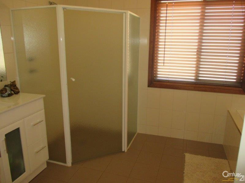 21 Mosley Street, Stirling North SA 5710