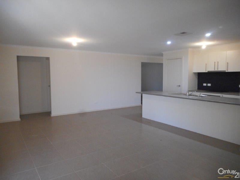 105 Shirley Street (St Eyre Estate), Port Augusta West SA 5700