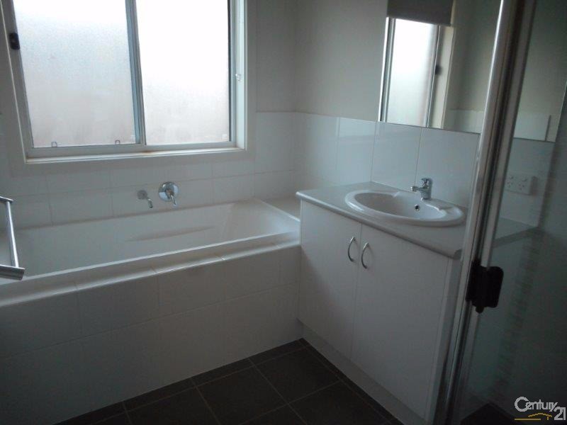 121 Shirley Street (St Eyre Estate), Port Augusta West SA 5700