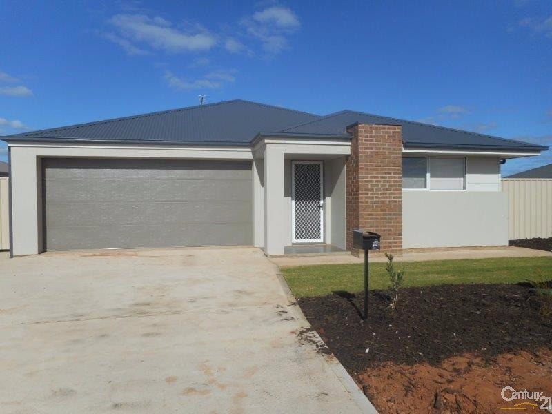 111 Shirley Street (St Eyre Estate), Port Augusta West SA 5700