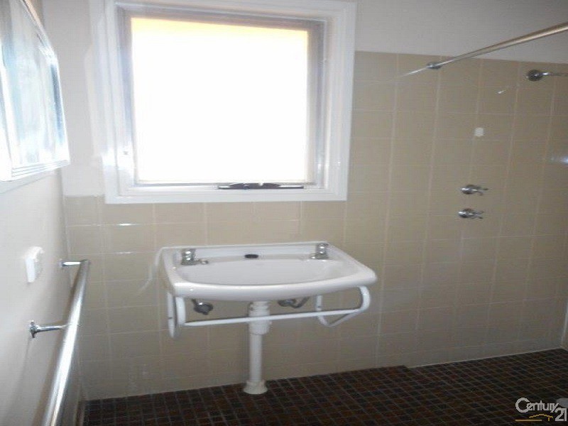 1 Butler Crescent, Port Augusta West SA 5700