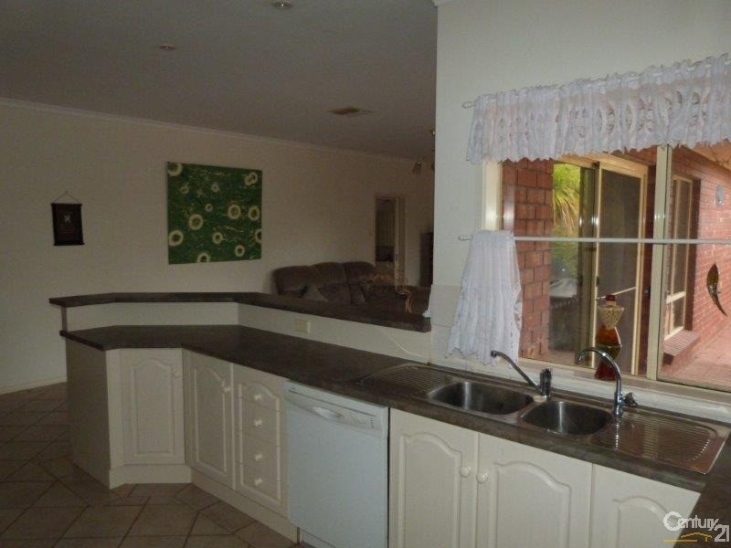 7 Raedel Court, Port Augusta West SA 5700