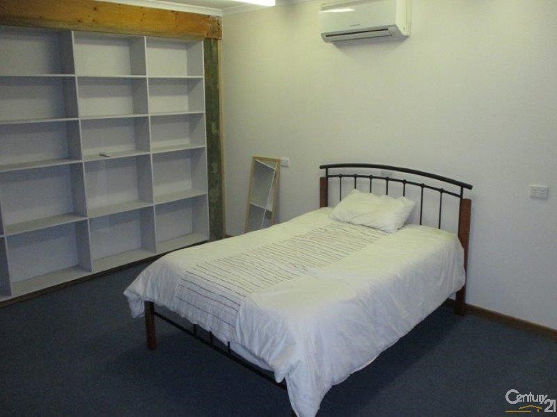 18 Caroona Road, Port Augusta West SA 5700