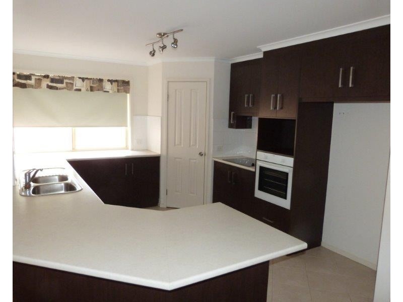 10 Bowman Road, Stirling North SA 5710