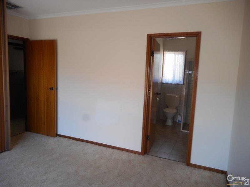 41 Shirley Street, Port Augusta West SA 5700