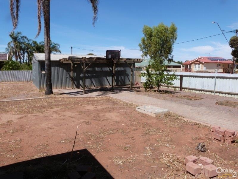 14 Nestor Street, Stirling North SA 5710