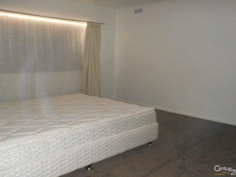 8 Mitchell Terrace, Port Augusta West SA 5700