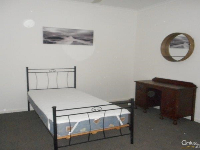 8 Mitchell Terrace, Port Augusta West SA 5700