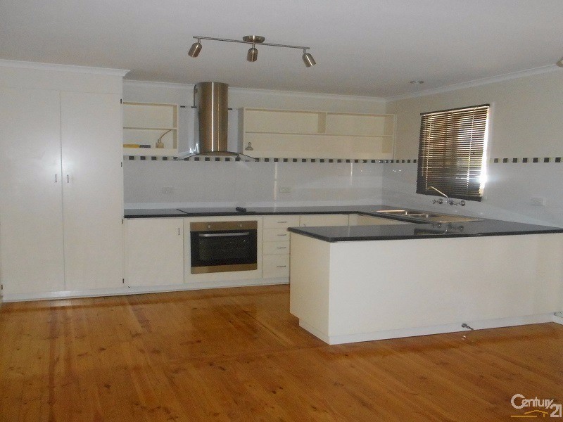 4 Burke Crescent, Port Augusta West SA 5700