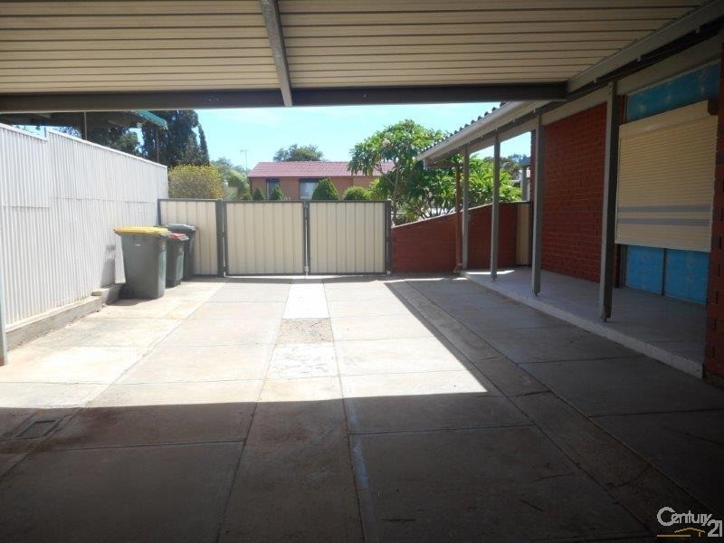 115 Hurcombe Crescent, Port Augusta West SA 5700