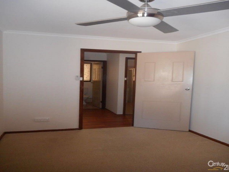 115 Hurcombe Crescent, Port Augusta West SA 5700