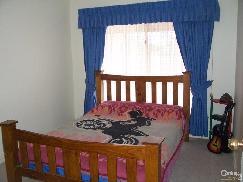 1 Brook Street, Stirling North SA 5710