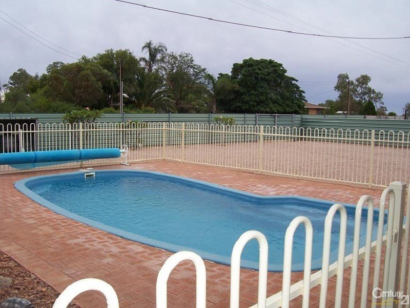 1 Brook Street, Stirling North SA 5710