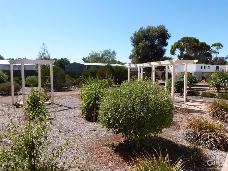 42 Quorn Road, Stirling North SA 5710