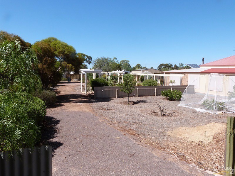 42 Quorn Road, Stirling North SA 5710