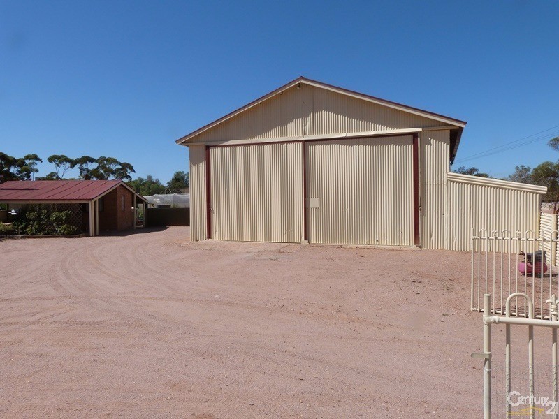 42 Quorn Road, Stirling North SA 5710