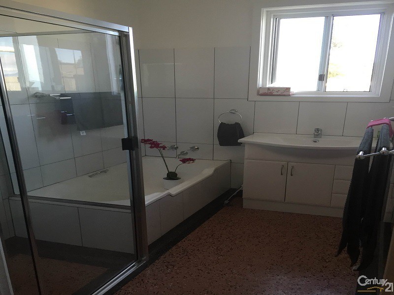 4 Kelly Street, Port Augusta West SA 5700