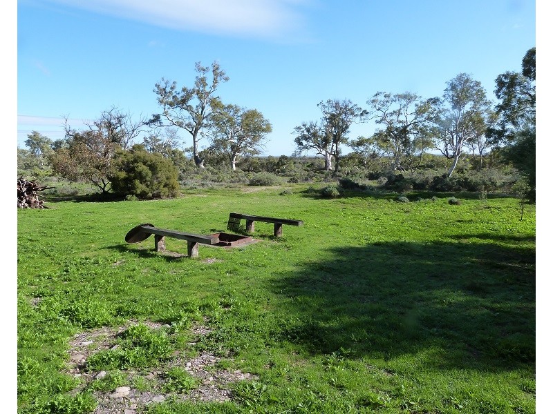 471 Flinders Ranges Way, Stirling North SA 5710