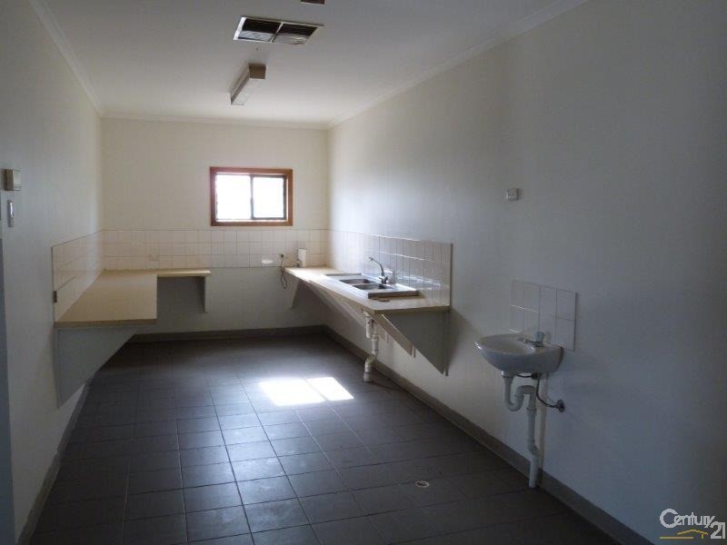 6 Eyre Highway, Port Augusta West SA 5700
