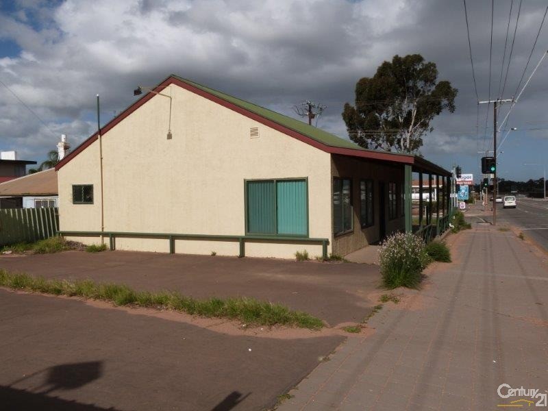 6 Eyre Highway, Port Augusta West SA 5700