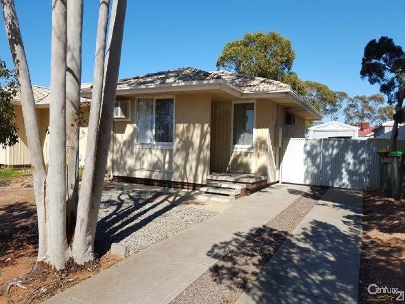 16 Hurcombe Crescent, Port Augusta West SA 5700