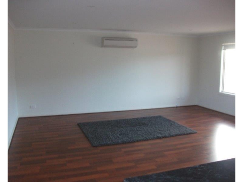 10 Edwards Street, Stirling North SA 5710