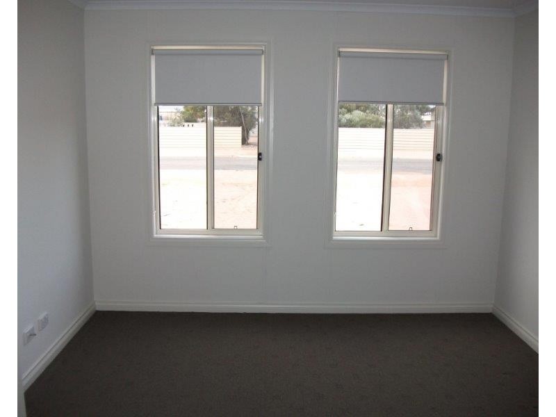 10 Edwards Street, Stirling North SA 5710