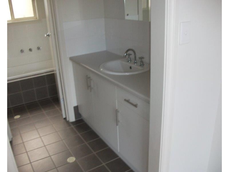 10 Edwards Street, Stirling North SA 5710