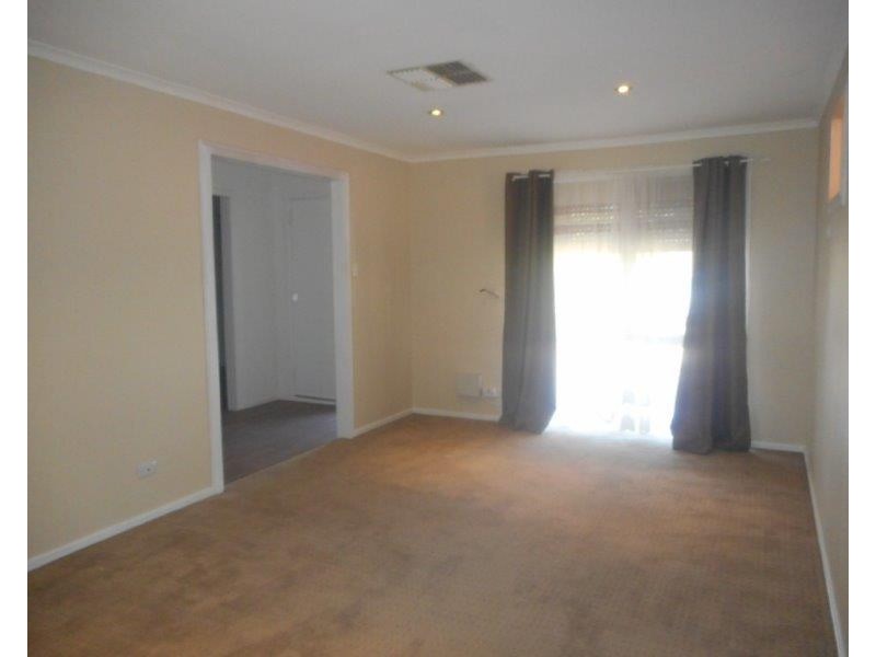 21 Kay Crescent, Port Augusta West SA 5700