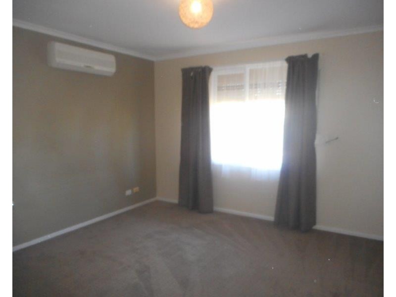 21 Kay Crescent, Port Augusta West SA 5700