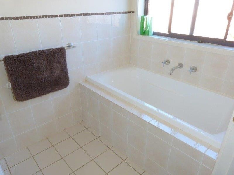 21 Zanker Avenue, Stirling North SA 5710