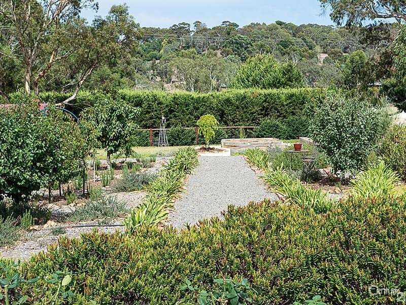 11 Chester Court, Blakiston SA 5250