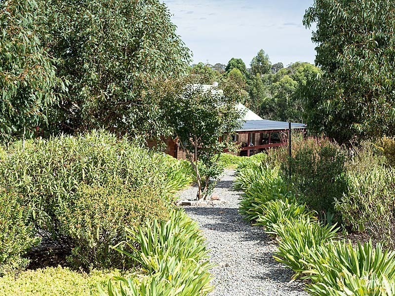 11 Chester Court, Blakiston SA 5250