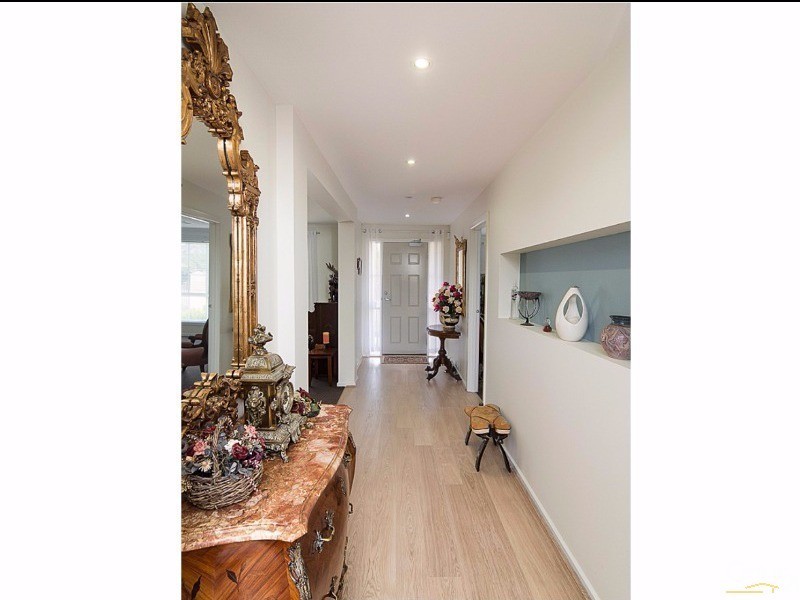 5 Barton Circuit, Mount Barker SA 5251