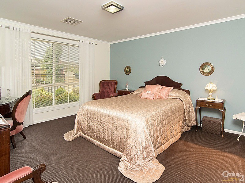 5 Barton Circuit, Mount Barker SA 5251