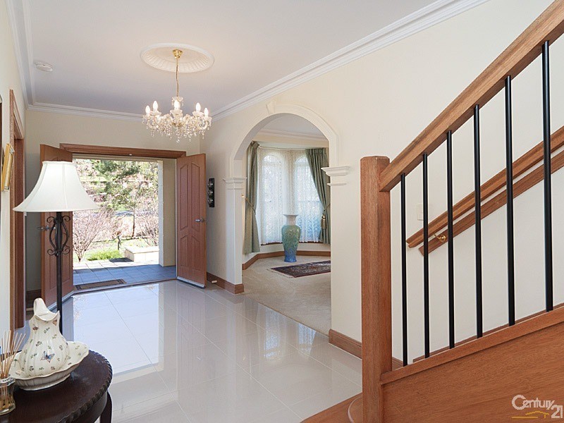 9 Fairfield Road, Mount Barker SA 5251