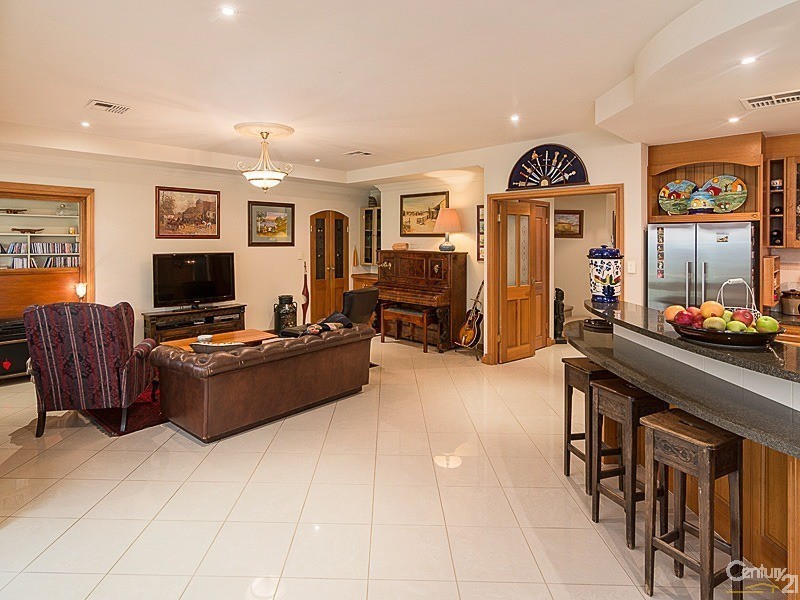 1 Tate Avenue, Mount Barker SA 5251