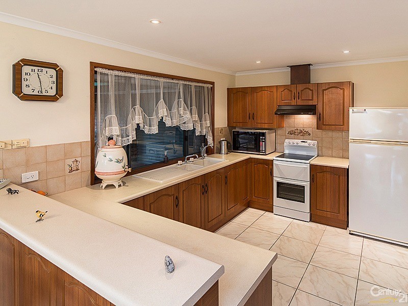 16 Heinrich Court, Mount Barker SA 5251