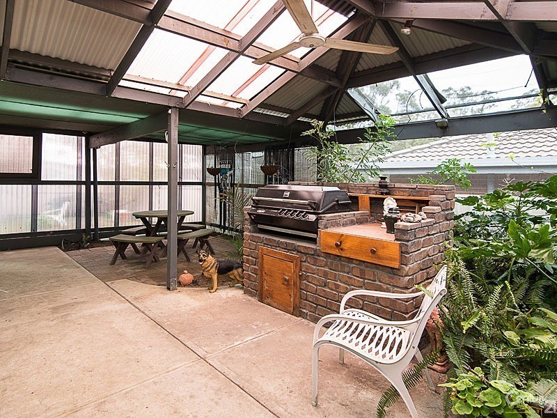 16 Heinrich Court, Mount Barker SA 5251