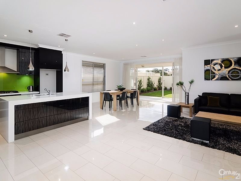 8 Sullivan Road, Strathalbyn SA 5255