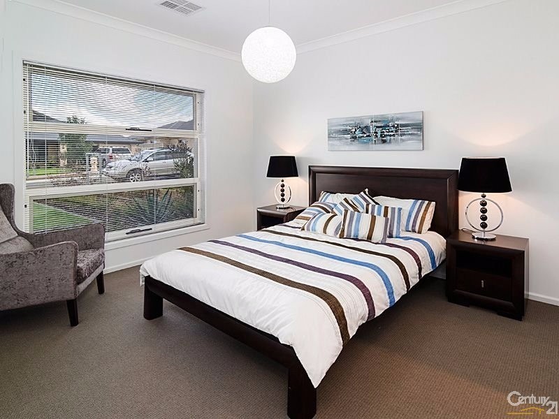 8 Sullivan Road, Strathalbyn SA 5255