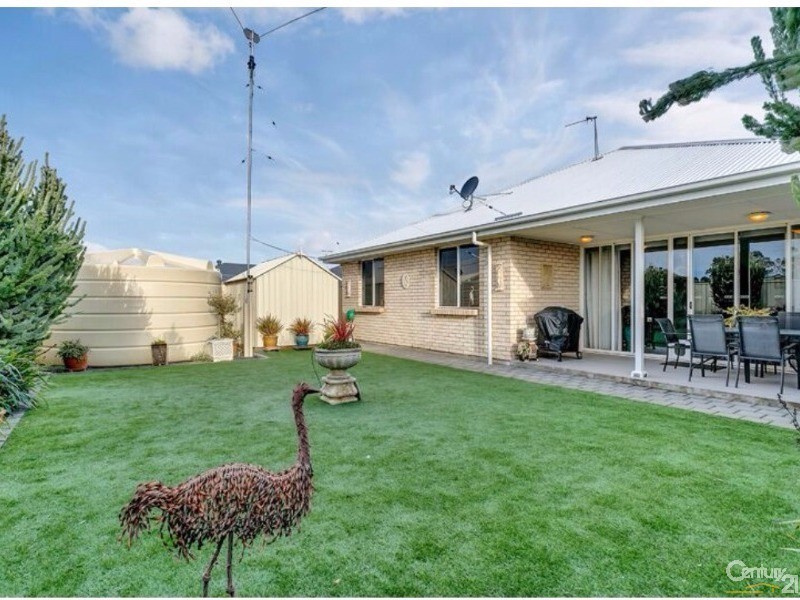 8 Sullivan Road, Strathalbyn SA 5255