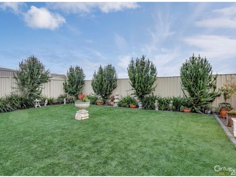 8 Sullivan Road, Strathalbyn SA 5255