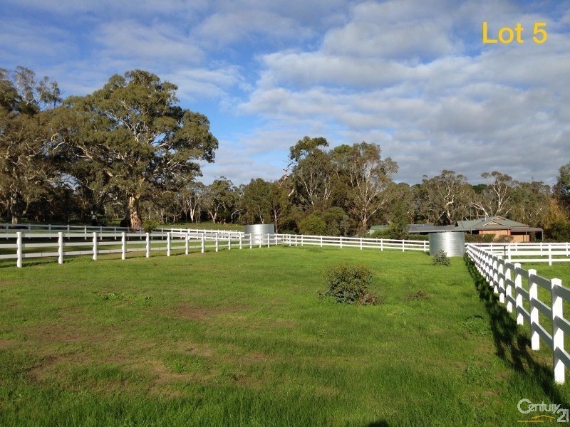 5 Bull Creek Road, Ashbourne SA 5157