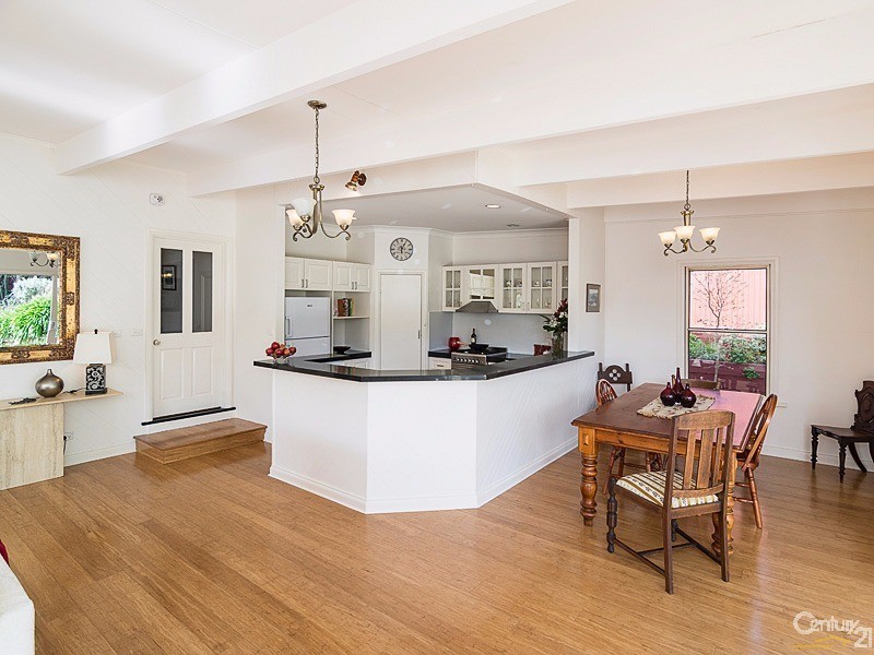 8 Hill Street, Mount Barker SA 5251