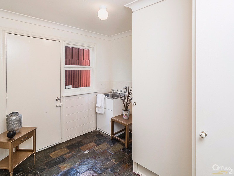 8 Hill Street, Mount Barker SA 5251