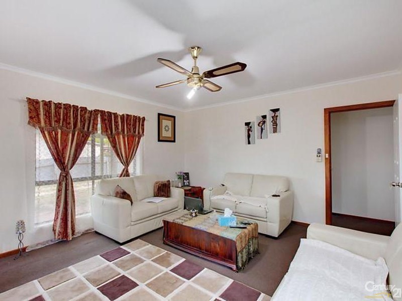 27 Jamieson Street, Moana SA 5169