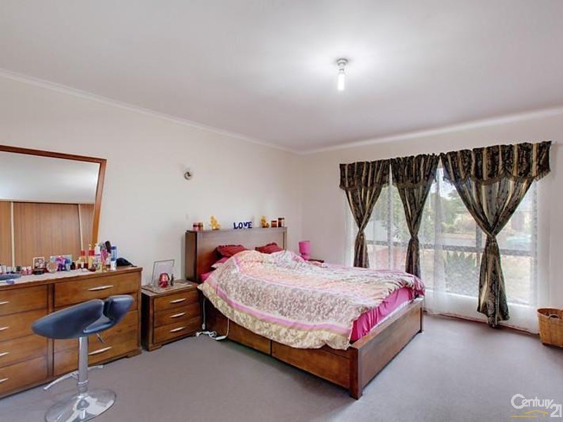 27 Jamieson Street, Moana SA 5169